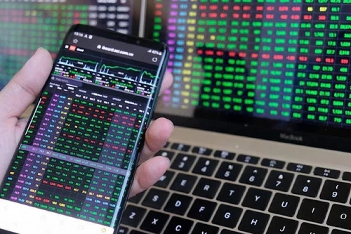 Chứng khoán bất ngờ đảo chiều tăng mạnh, liệu đã xác nhận xu hướng tăng?