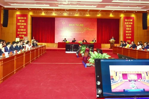 Phó Thủ tướng Thường trực: Ngành Thuế phải quyết không để xảy ra tình trạng nhũng nhiễu