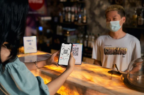 Thêm 7 ngân hàng tham gia dịch vụ chuyển tiền nhanh bằng mã QR