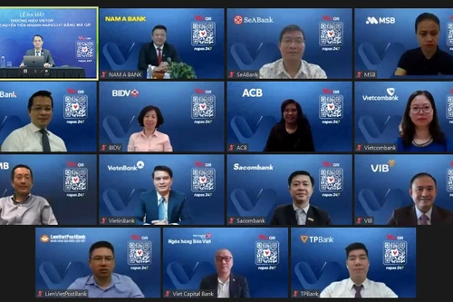 14 ngân hàng đầu tiên áp dụng chuyển tiền nhanh qua NAPAS bằng mã QR