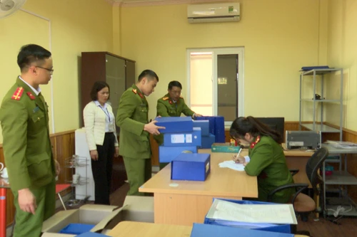 Khởi tố vụ án hình sự tại trung tâm đăng kiểm tỉnh Sơn La