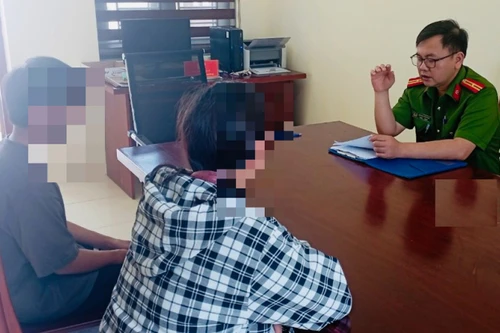 Xử lý người phụ nữ say rượu, gọi điện thoại báo tin giả, trêu đùa Cảnh sát