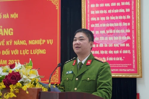 Huấn luyện nghiệp vụ chữa cháy, cứu nạn cho Cảnh sát cơ động