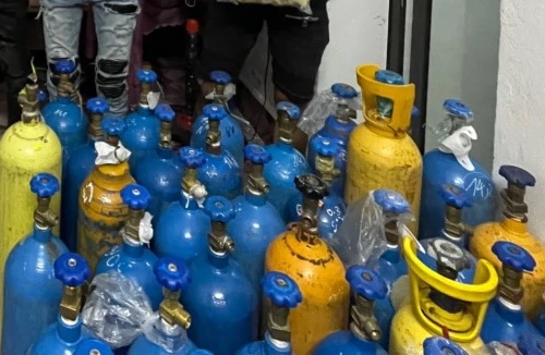 Phát hiện kho "khí cười" từ tin báo qua facebook