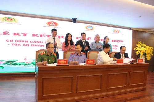 Ký kết quy chế phối hợp giữa các cơ quan tiến hành tố tụng với Đoàn Luật sư Hà Nội