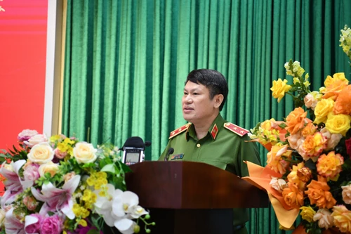 Trao thưởng cho 33 cá nhân đạt giải cuộc thi tìm hiểu Luật Phòng, chống ma túy