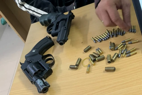 Phát hiện nhóm đối tượng nghi vấn trong nhà nghỉ