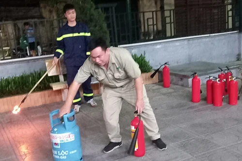 Xem cách xử lý cháy khí gas khi đun nấu