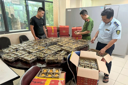 Phát hiện gần 1.000 bánh Trung thu không rõ nguồn gốc, xuất xứ
