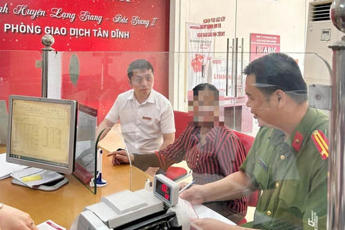 Kịp thời ngăn chặn vụ chuyển 155 triệu đồng cho 'Cục trưởng chống ma túy'