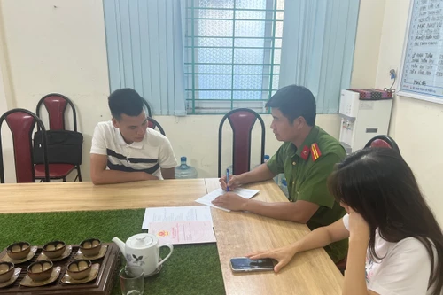 Mua "sổ đỏ" giả 6,5 triệu đồng để lừa bán đất chiếm đoạt gần 1,5 tỷ đồng