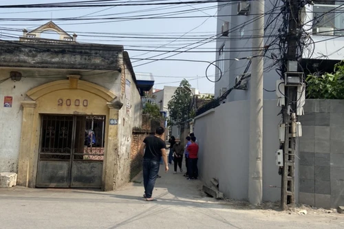 Đối tượng dâm ô bé gái 8 tuổi đến cơ quan Công an trình diện