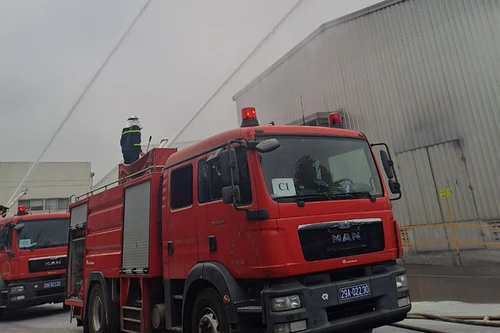 Xử lý cháy giả định tại Công ty TNHH khuôn đúc Tsukuba Việt Nam 