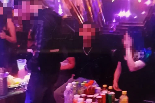 Xử phạt cơ sở karaoke vi phạm