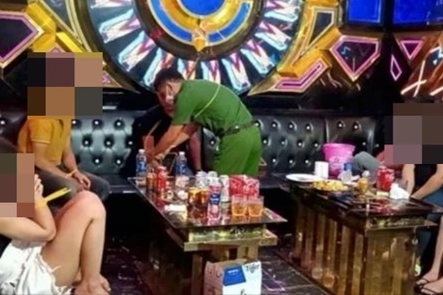 Bắt quả tang nhóm đối tượng chứa chấp, sử dụng trái phép chất ma tuý