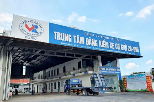 Bắt giam 4 đối tượng dùng phần mềm chỉnh sửa, ghép ảnh để xóa bỏ các lỗi vi phạm