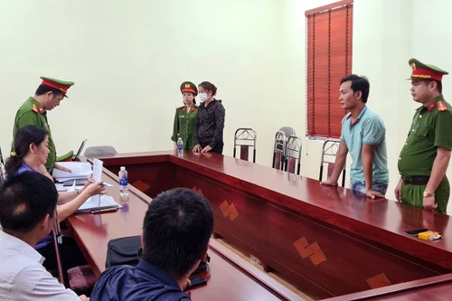 Bỏ tiền tỷ mua chung đất, bị mất trắng do gặp bạn lừa