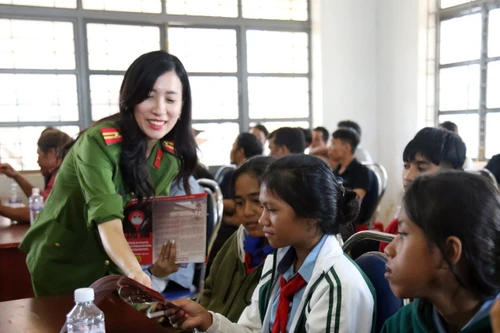 Lan tỏa mô hình 'Xã biên giới sạch ma túy'