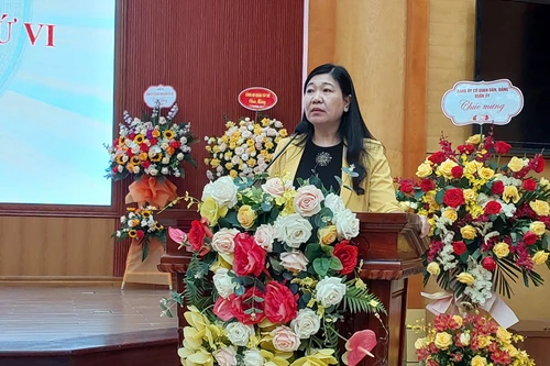 Thẳng thắn chỉ rõ hạn chế, nghiêm túc khắc phục hiệu quả các chỉ tiêu, nhiệm vụ phát triển kinh tế, xã hội