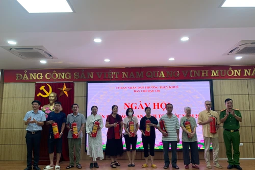 Tưng bừng Ngày hội toàn dân bảo vệ an ninh Tổ quốc ở phường Thụy Khuê