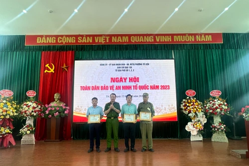 Phường Tứ Liên tổ chức Ngày hội toàn dân bảo vệ an ninh Tổ quốc năm 2023
