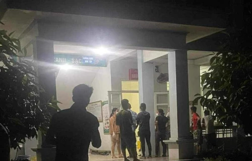 Bố say rượu đòi đốt xe máy, con can ngăn dẫn đến tử vong