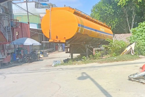Khẩn trương di dời bồn stec xăng dầu ra xa khu dân cư