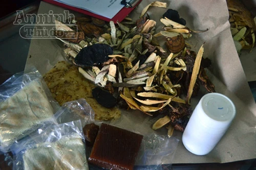 Uống thuốc nam ở cơ sở không giấy phép, một người phụ nữ tử vong