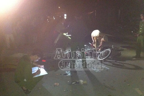 Một người chết thảm dưới gầm ô tô