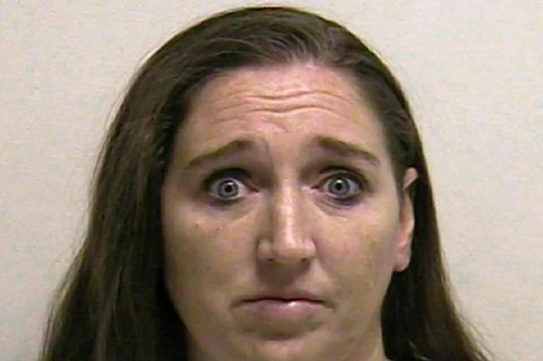 Bà mẹ độc ác bóp cổ 7 đứa con sơ sinh rồi chôn xác trong gara