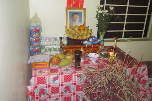 Bé gái 4 tháng tuổi tử vong sau khi tiêm vắc xin