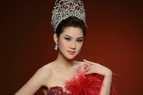 Cận cảnh nhan sắc của Tân hoa hậu Việt Nam Toàn cầu 2013