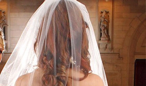 Hoảng loạn nạn dùng gái trinh để… chữa HIV