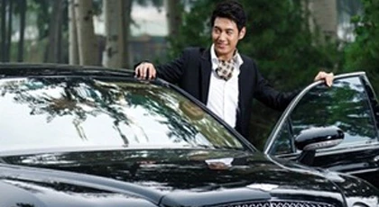 'Đừng mua ô tô cho chồng, họ sẽ ngoại tình, tôi thề đấy'