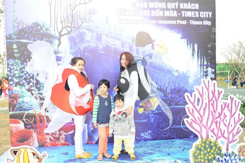 Khai trương cụm bể bơi trong nhà lớn nhất Việt Nam 