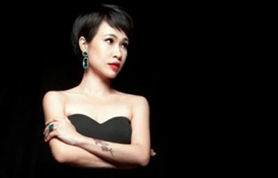 "Chia tay" Quốc Trung, Uyên Linh tự làm show riêng