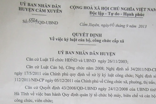 Cách chức Chủ tịch xã “rút tiền” dự án