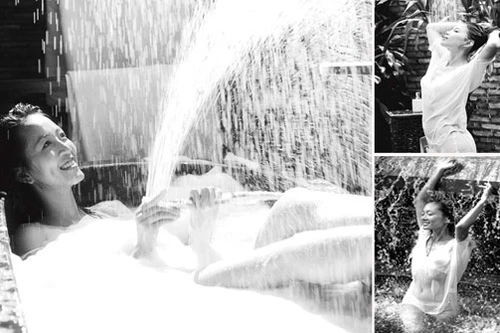 Chân dài Top model lả lơi trong bồn tắm