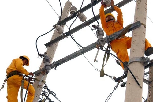 Đại biểu Quốc hội "mổ xẻ" giá điện