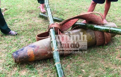 Nghệ An: Phát hiện và xử lý an toàn quả bom dài 1,6m