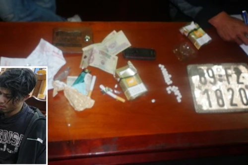 Bắt đối tượng 8X buôn bán ma túy