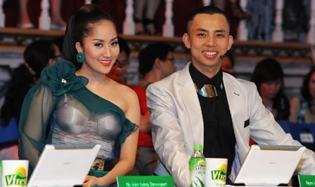 Khánh Thi chạy sô làm giám khảo