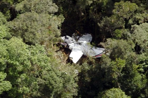 Tìm thấy thi thể của 18 người trong vụ tai nạn máy bay