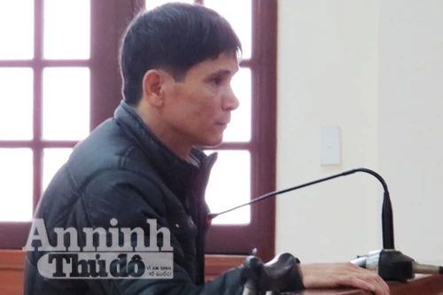 Tẩm xăng đốt 2 mẹ con người tình vì cuồng ghen