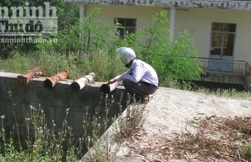 Trạm bơm điện - Đầu tư 3,2 tỉ để rồi “đắp chiếu”