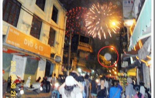 "Chụp ảnh linh hồn người âm” là trò lừa bịp ?!