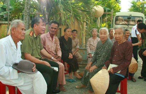 Đường về Quảng Nam ta nhớ...