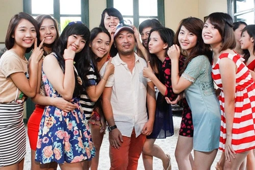 Dũng "khùng" dạy các "hot girl"... "phải biết hoang tưởng"