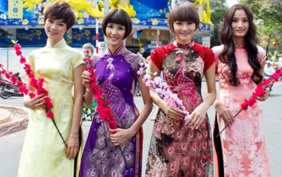 Top4 Model thướt tha áo dài đón xuân
