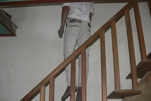 Chán đời, nam thanh niên viết thư tuyệt mệnh rồi treo cổ tự tử